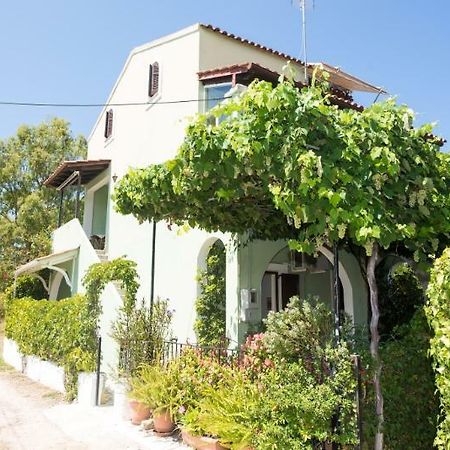 Villa Tina Acharavi  Exterior foto